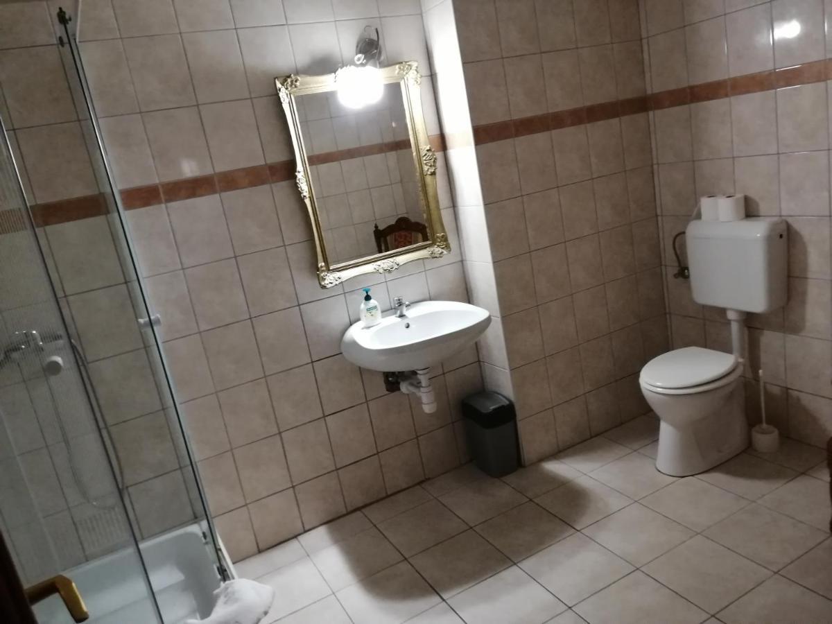 Korona Szallo Sárvár Εξωτερικό φωτογραφία